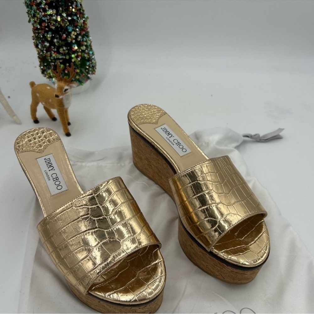 Women’s Jimmy Choo crock embossed wedge sandals size 38.5 PRISTINE